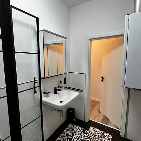 Milano: Messe-/business-/ferienwohnung Hilden