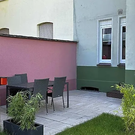 Milano: Messe-/business-/ferienwohnung Chata Hilden