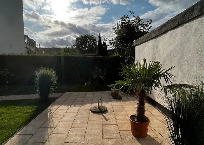 Milano: Messe-/Business-/Ferienwohnung אכסניה הילדן