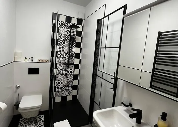 Milano: Messe-/Business-/Ferienwohnung * הילדן